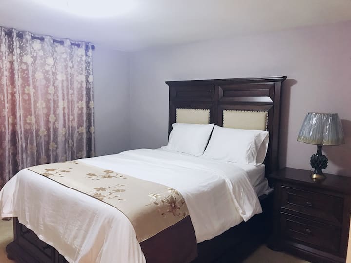 Prime Luxury Bellevue Home1bd+1btHabitación A1 Airbnb