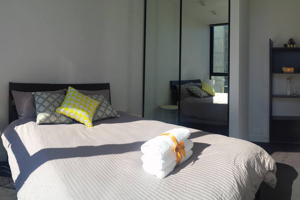 Towels, hand towel and face towel provided