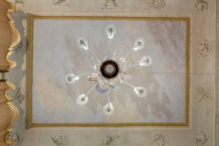 GREAT APARTMENT IN THE HEART OF FLORENCE gallery image 4