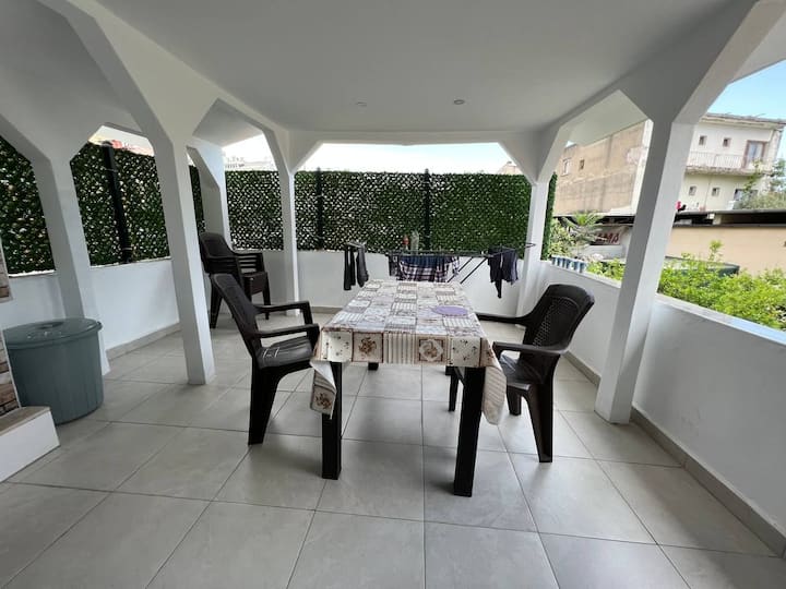 03 Huge Room From Guest Villa In The Heart Of City - Kepez