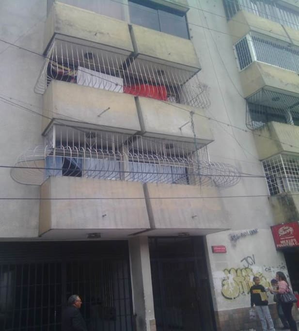 FACHADA DEL EDIFICIO