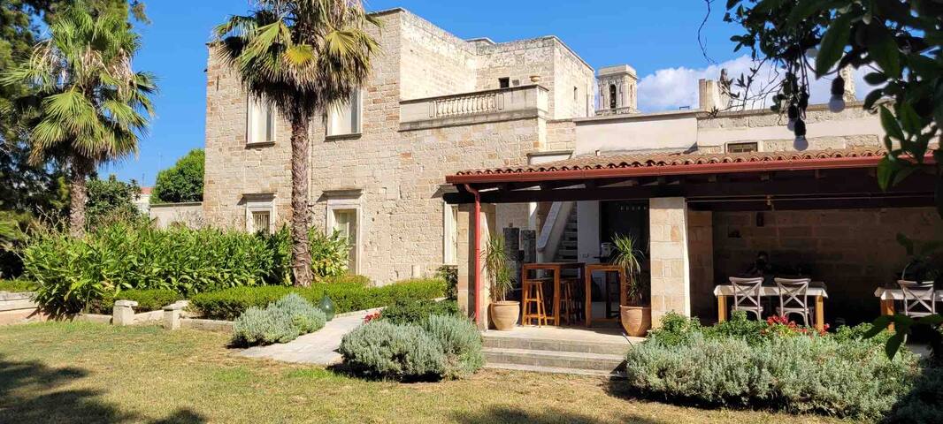 Palazzo de Carlo parco dei 7 pozzi Intero alloggio gallery image 5