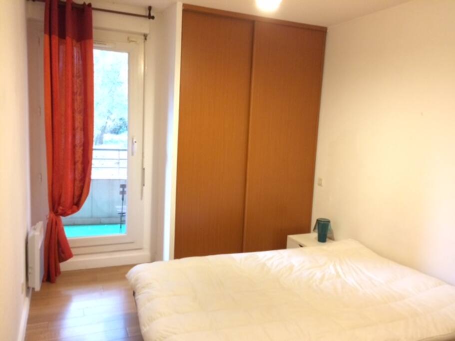 Chambre ( lit double 140 cm )