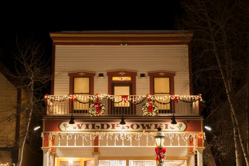 Deck of The Loft at night!
Lit up at night. Watch fireworks, parades, concerts, and the comings and goings of Main Street from here!