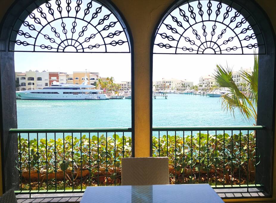 Preciosas vistas desde la acogedora terraza del apartamento