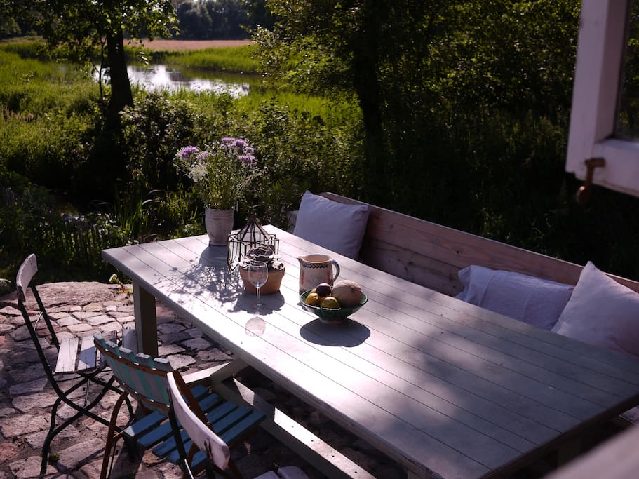 Terrasse mit Blick auf den Mühlteich