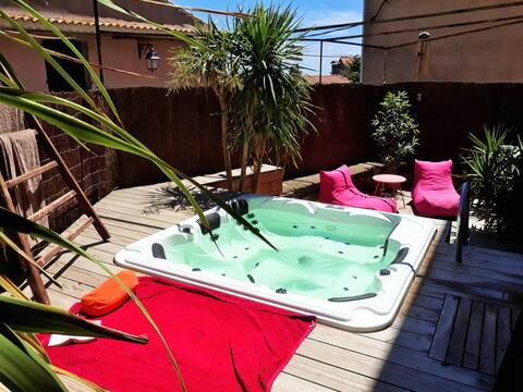 Loft-atelier d 'Artist, Terrace & Jacuzzi