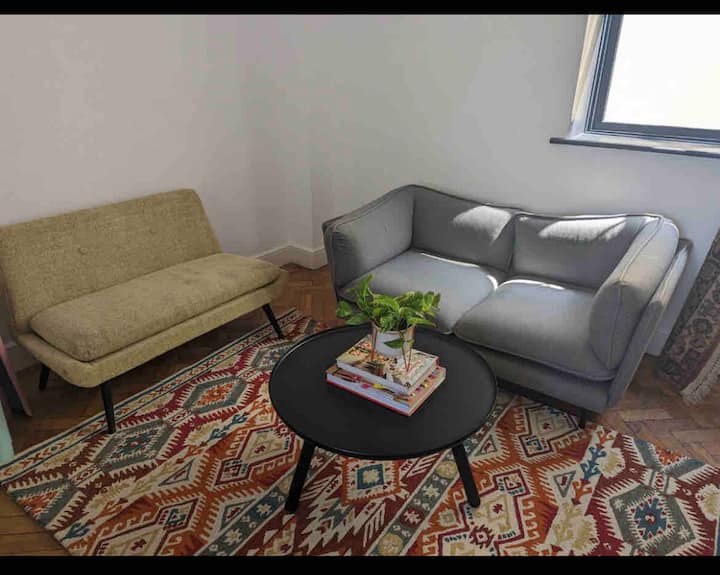 Bright Warehouse Apartment In Dalston, Hackney - Londyn