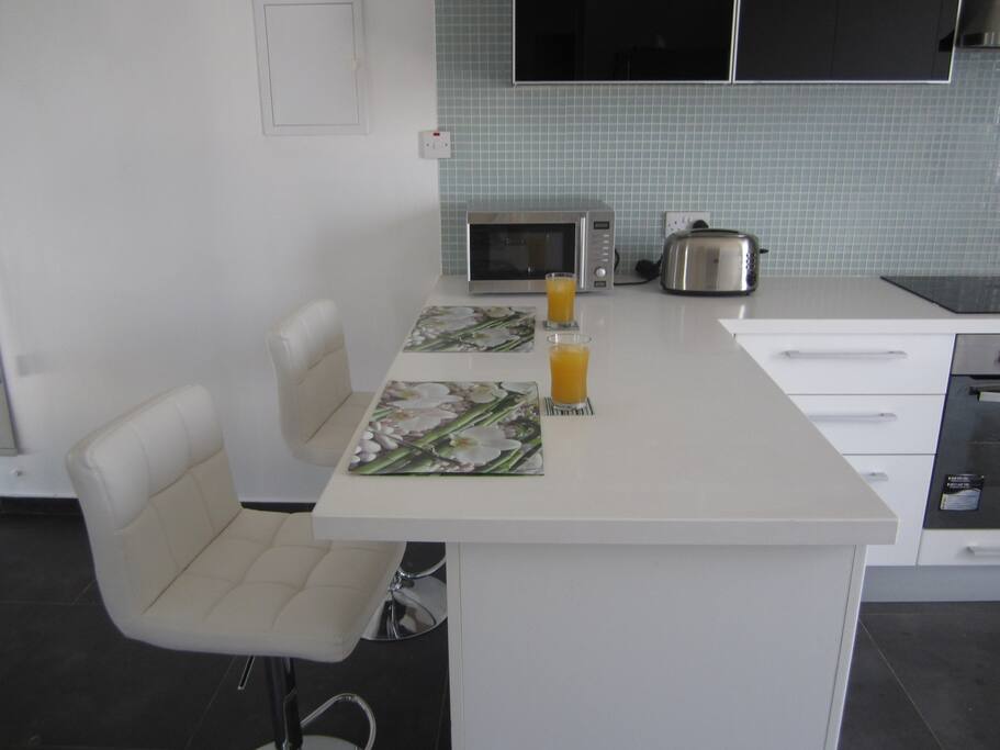 Breakfast Bar