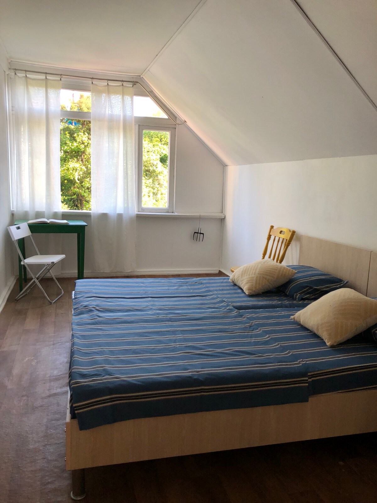 חדר פרטי עם מיטה זוגית 
חדר פרטי עם מיטה זוגית