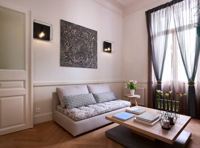 Thiseio 1915 – Harmonia luxury apartment gallery image 3