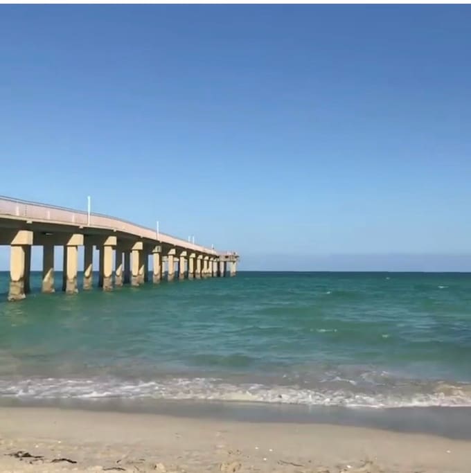 Sunny Isles Beach and pier.