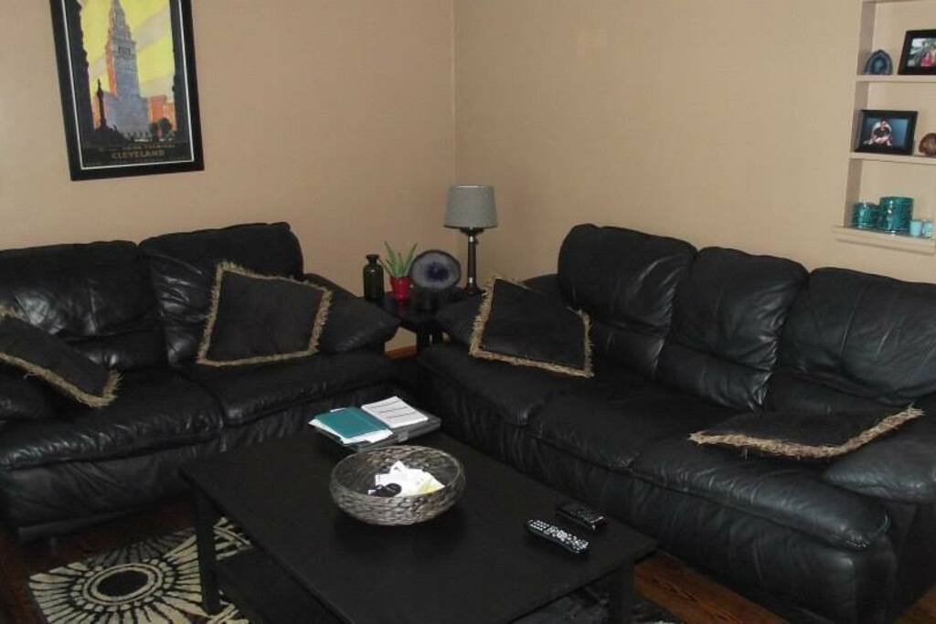 Living space, there is a TV with cable that guests can use.