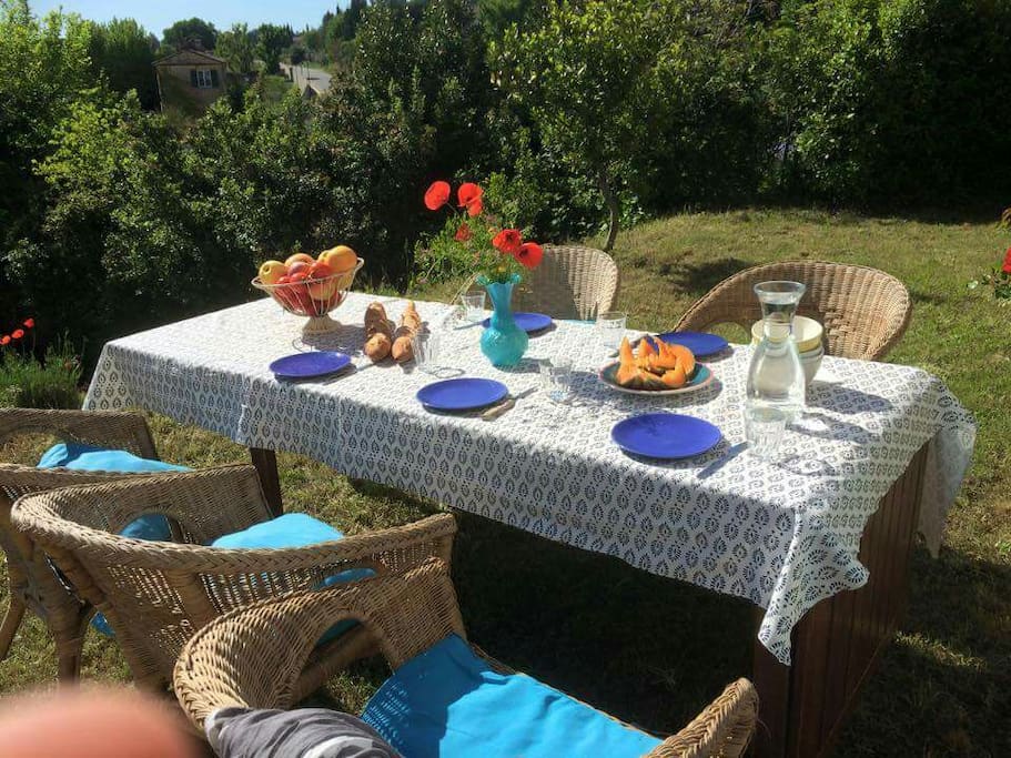 Breakfast is served!