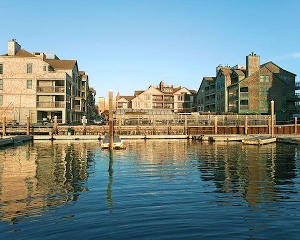 Newport Ocean Rentals gallery image 2