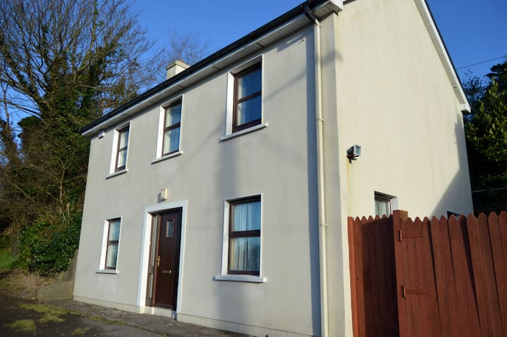 The Cottage, 9 Marino Lane, Bantry