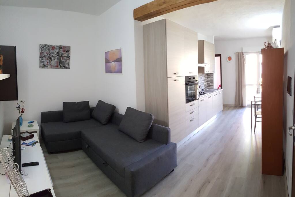 Soggiorno , TV