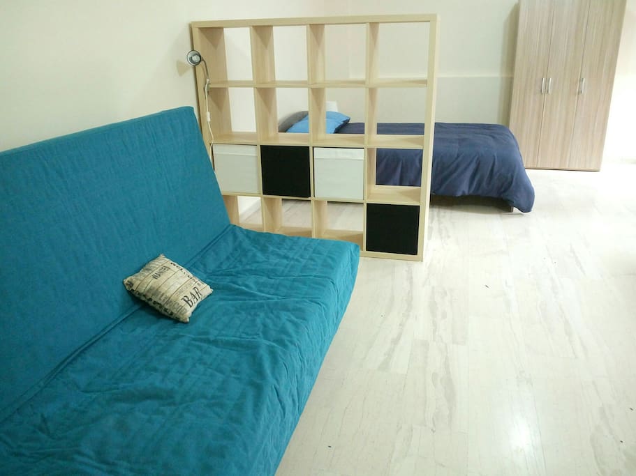 1ο διαμέρισμα-χωρίς μπάνιο/First apartment-without bathroom