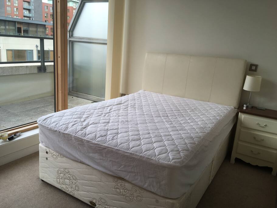 Bedroom has personal balcony. Sheets, blanket, pillows and towels will be provided.