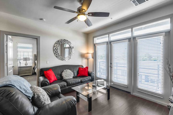 Penthouse Mountain View Old Town Scottsdale - C-85 - Scottsdale, AZ