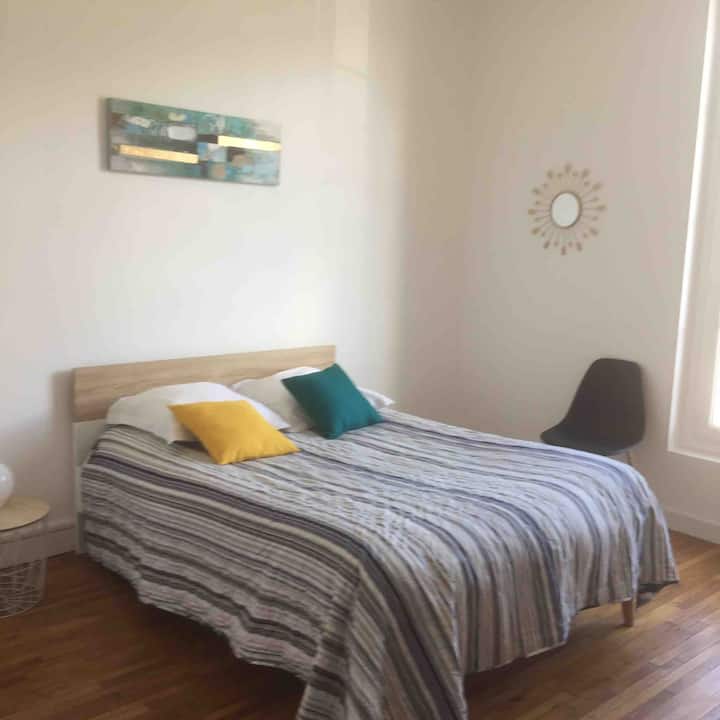 舒适的床，让您度过美好的夜晚