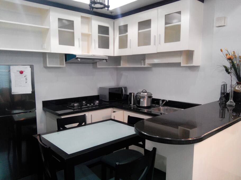 kitchen & dining