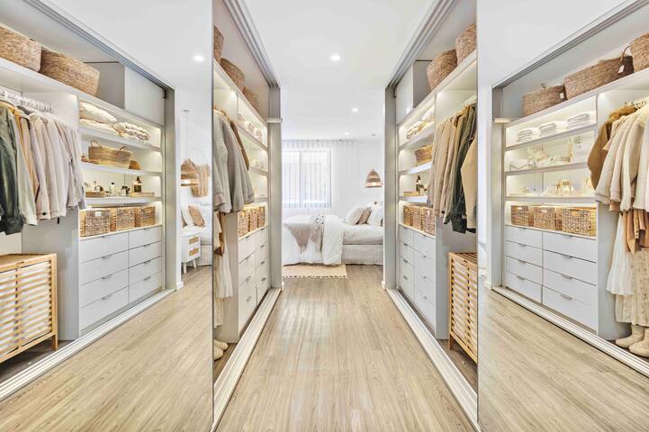 Luxury Urban Oasis gallery image 4