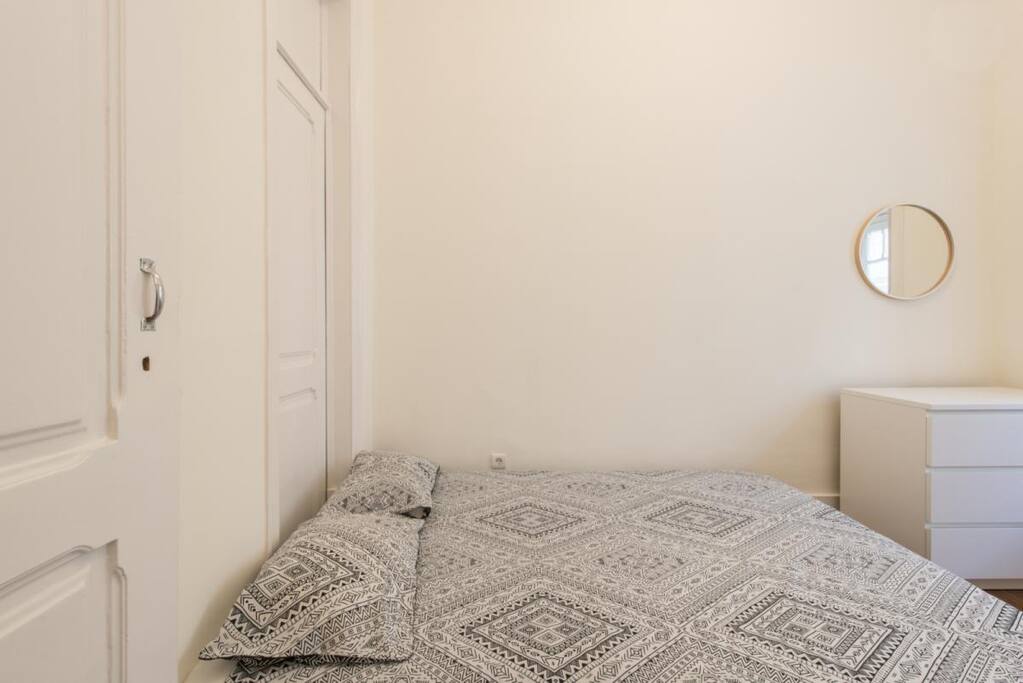 Room, view 2
