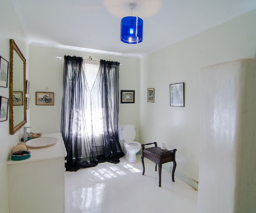 Bathroom 2 ensuite