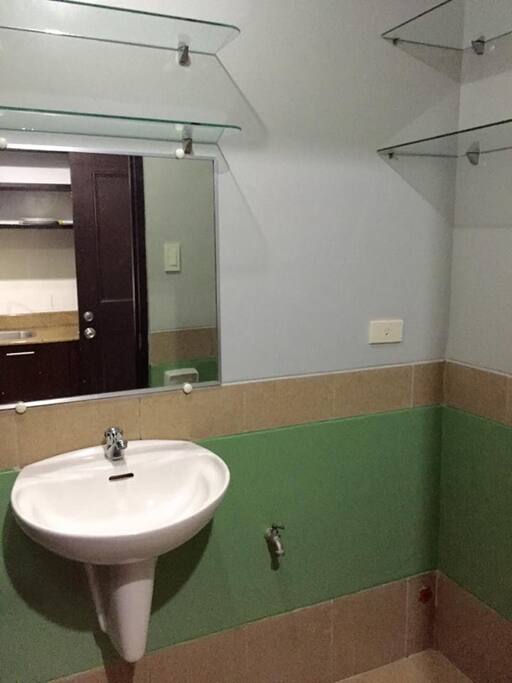 Toilet & Bath