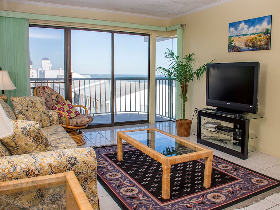 Summer Beach, 406 -Living Room
