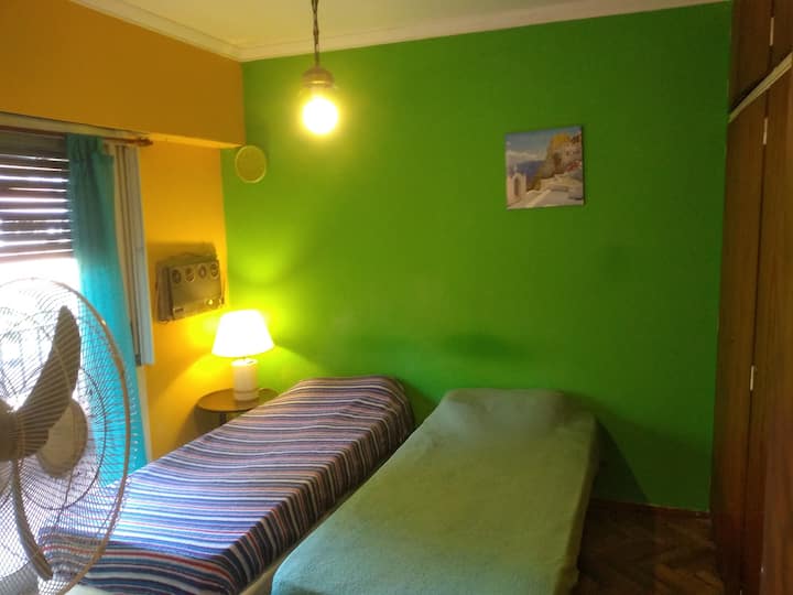 Quarto em apartamento em Martínez