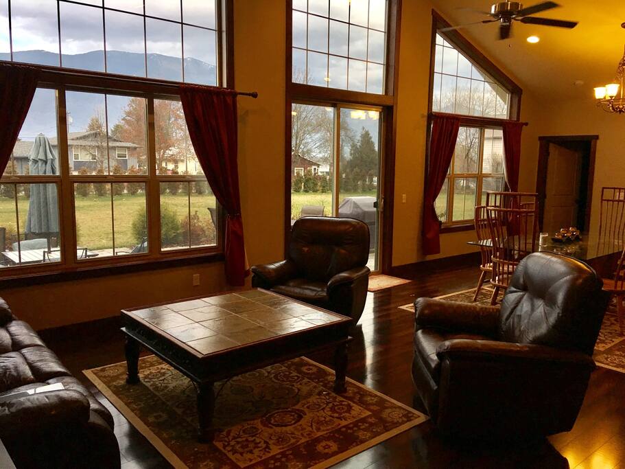 Great view of the Mountains from just about every room.