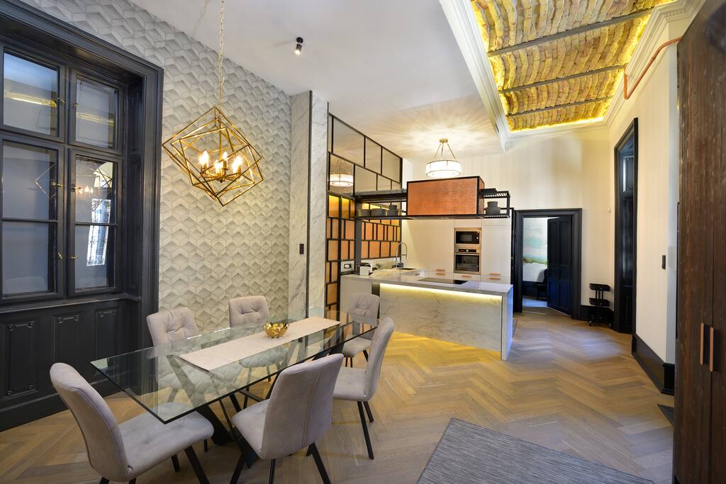 Bright and spacious