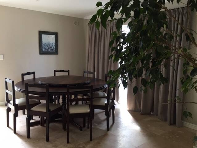 A Few Blocks Away gallery image 4