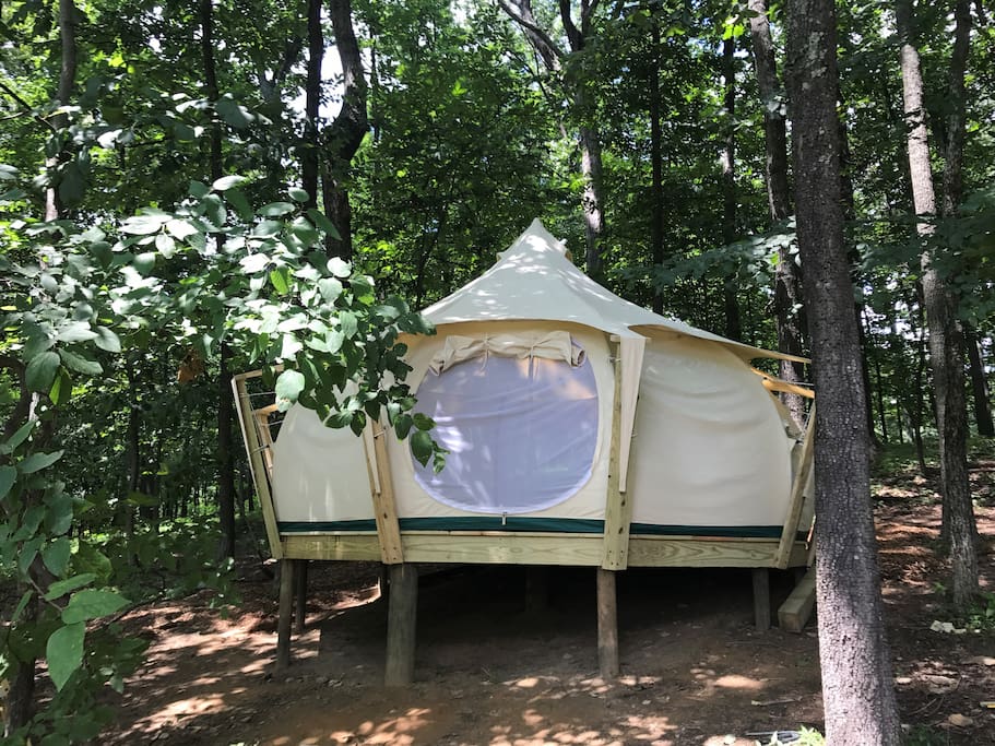 Farm Glamping near DC