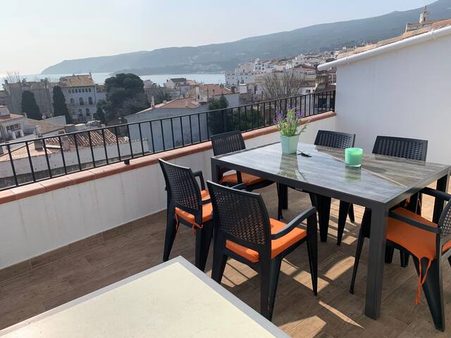 Casa con vistas al mar para 6 personas con garaje