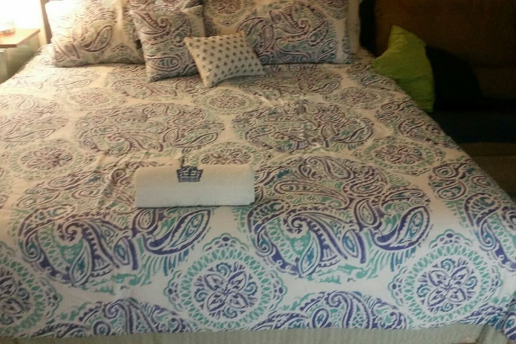 King size plush bed