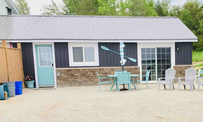 Airbnb Oliphant Vacation Rentals Places To Stay Ontario Canada