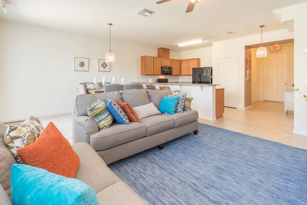 Top 100 Airbnb Rentals 2017 in Kissimmee, Florida