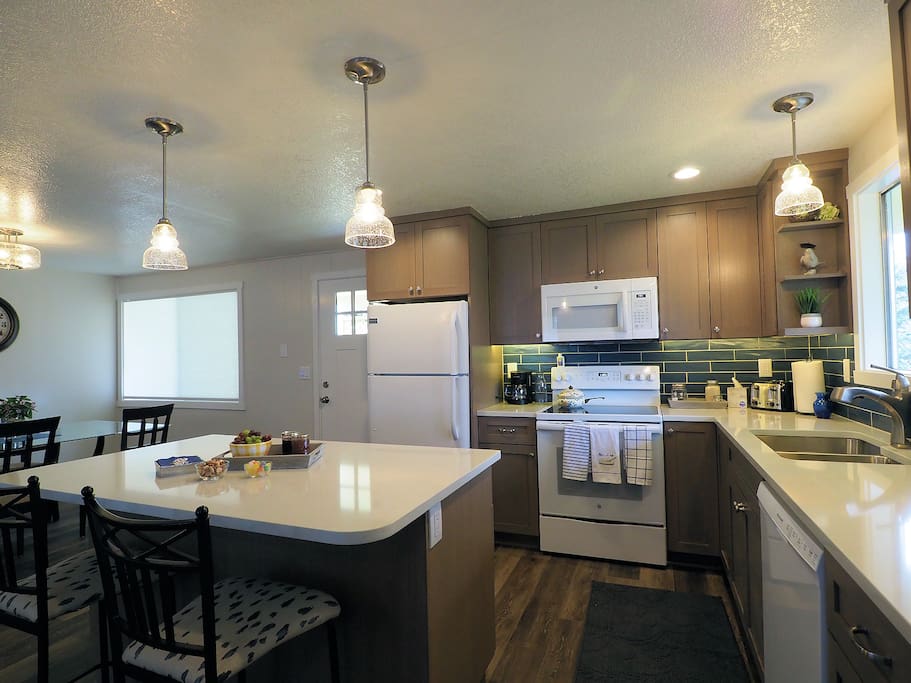 Completely renovated modern beautiful kitchen