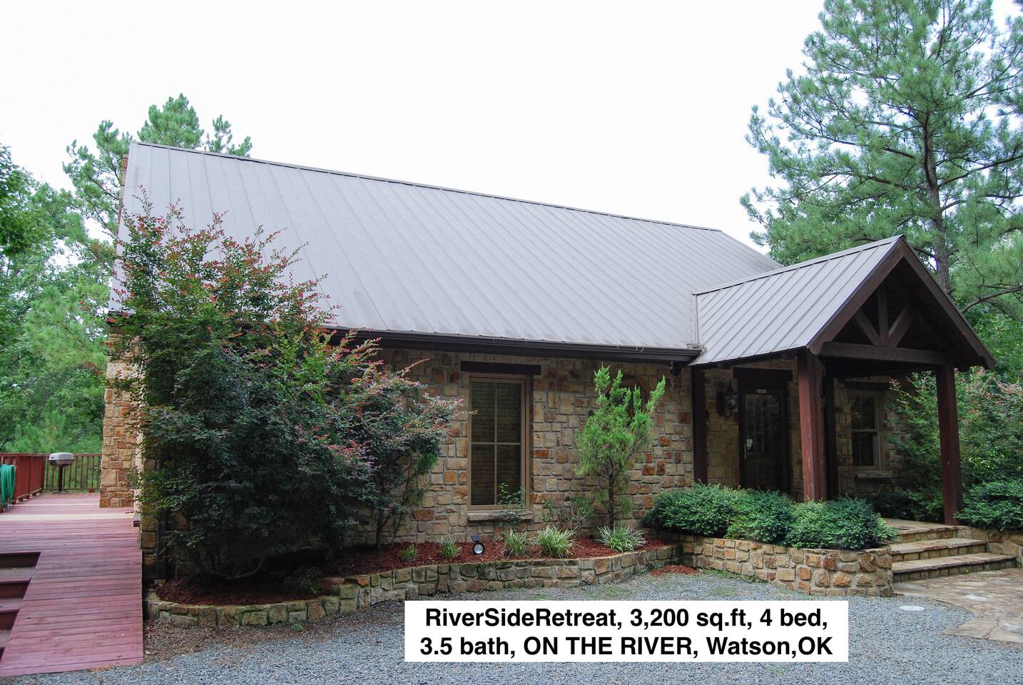 Riverside Retreat Cabin Riverfront With Hot Tub Cabins For