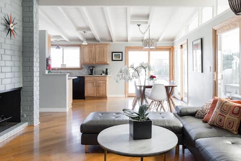 Popular Airbnb listing: Roomy Family Home with Heated Pool Option in Anaheim