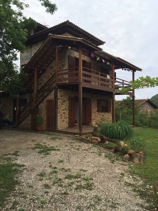 entrada e garagem