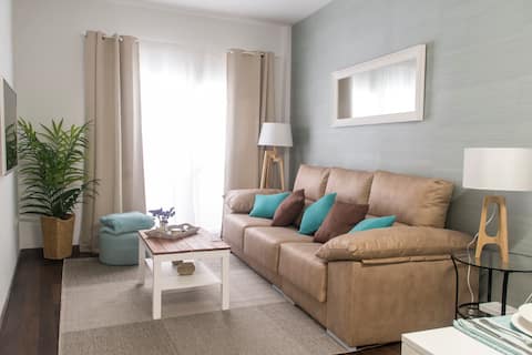 Propiedad de Airbnb exitosa: NEW ! ! ! Luxury City Center & Private Terrace en La Goleta