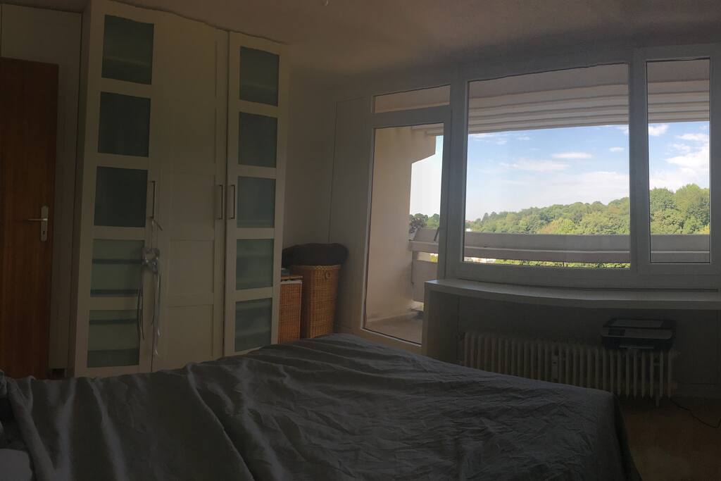 The bed room