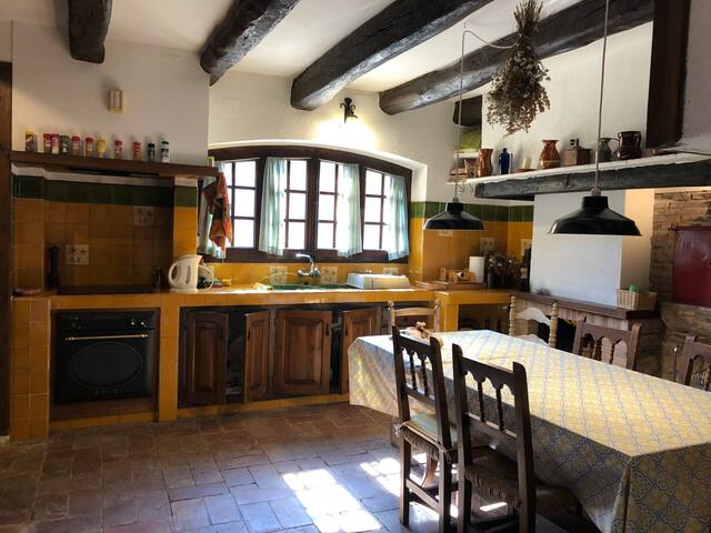 Costa Brava. Mas, grand jardin, piscine, Ampurdán gallery image 5