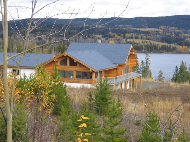 Standardroom with Bathroom, Bridge Lake/Cariboo BC