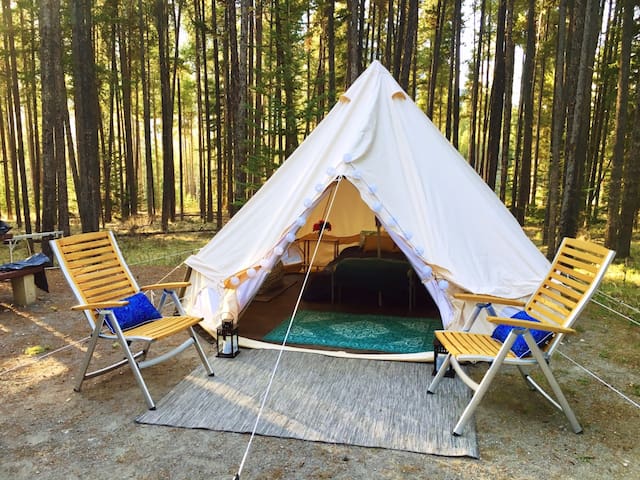 Bohemian Dreams- Luxury Tent in Banff Region