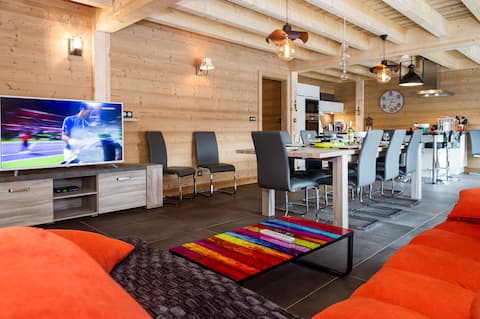 Luxurious chalet near Linga- Jacuzzi Sauna departure